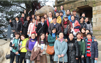 suncitygroup集团组织2012年国际三八妇女节登山活动